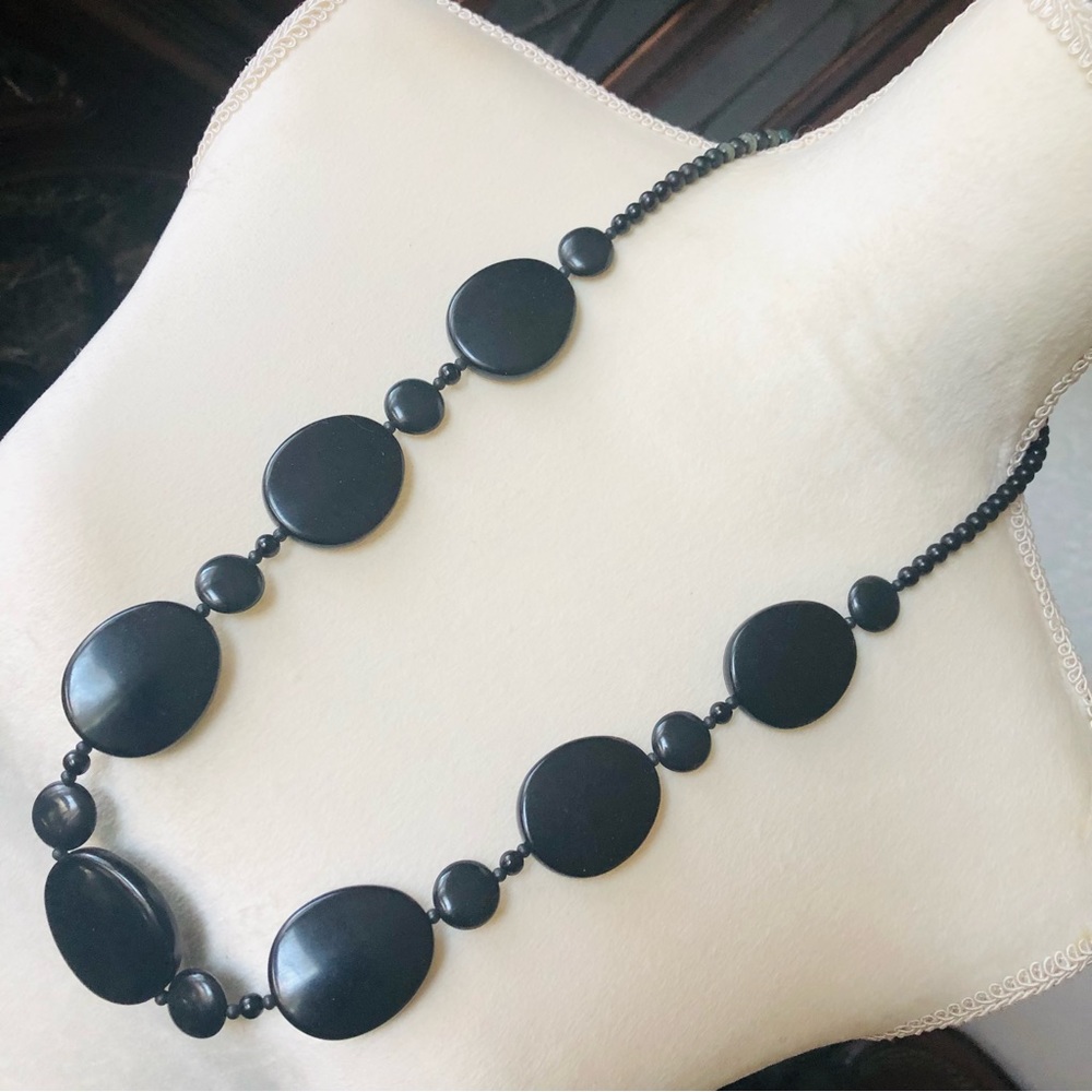 Bold black resin disc wood bead necklace